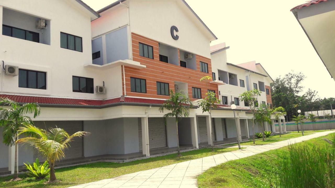 Fun Studio Pangkor Pekan Pangkor Exterior photo
